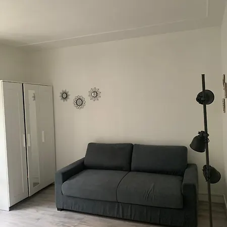 Gobelins Apartment *